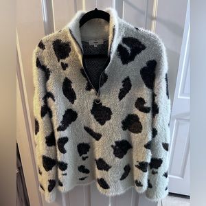 Entro fuzzy quarter zip